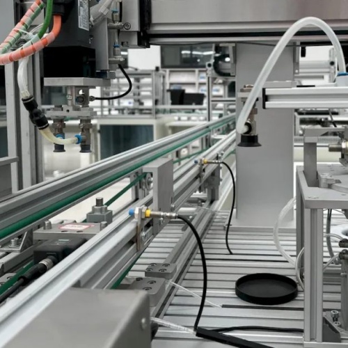Top 5 Benefits of Using Fully Automatic Labeling Machines in Manufacturing